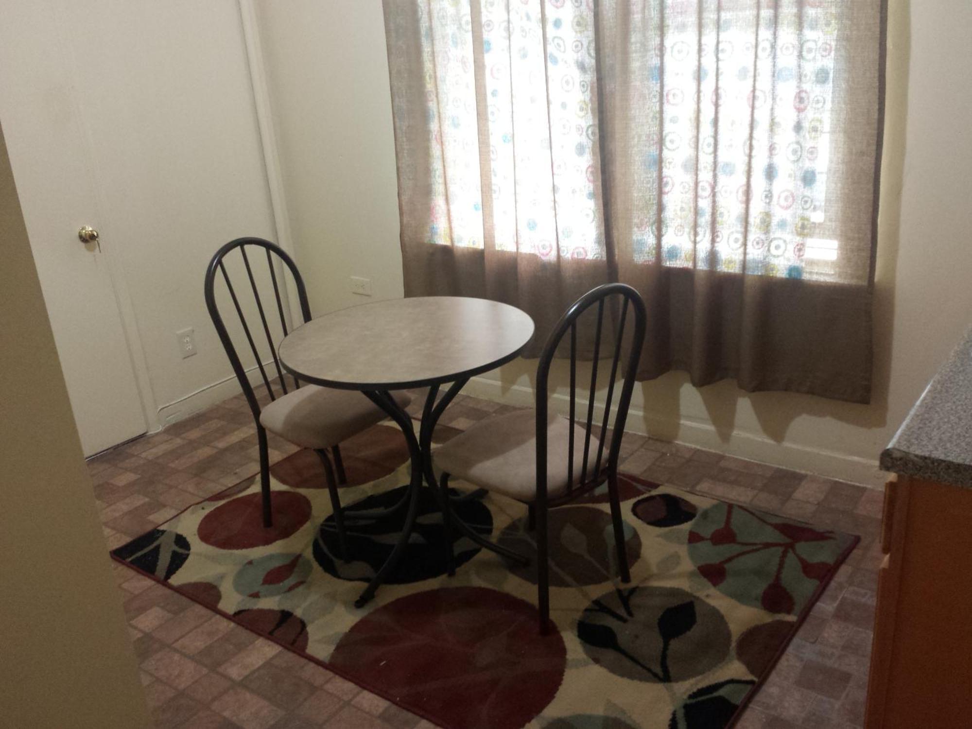 Studio, One And Two Bedroom Apartments - Bronx Нью-Йорк Номер фото
