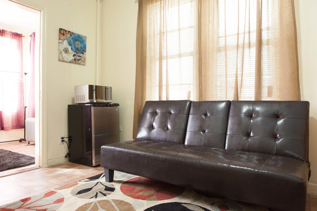Studio, One And Two Bedroom Apartments - Bronx Нью-Йорк Экстерьер фото